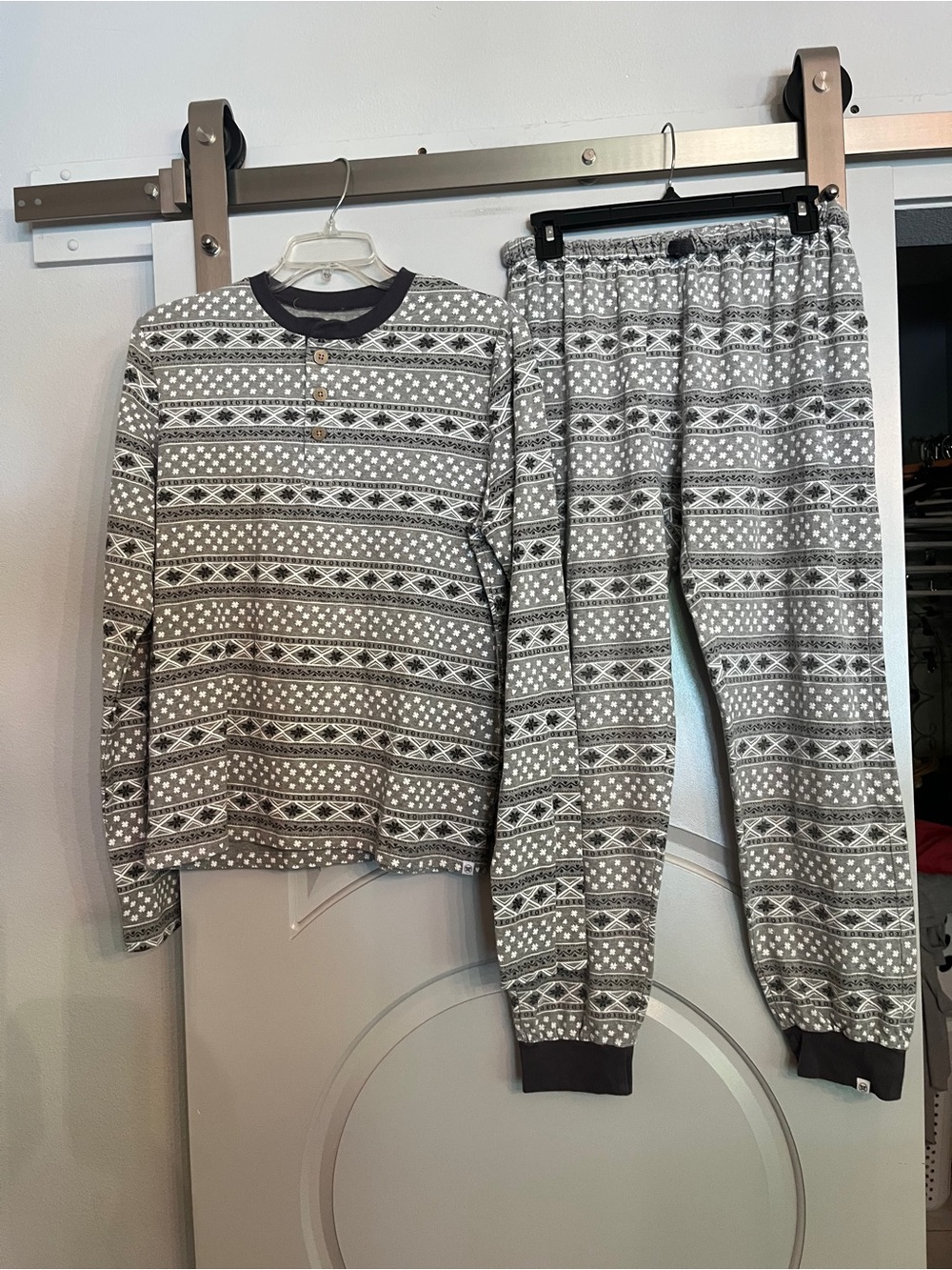 The Honest company organic cotton Grey Fair Isle Pajama Set. Unisex
